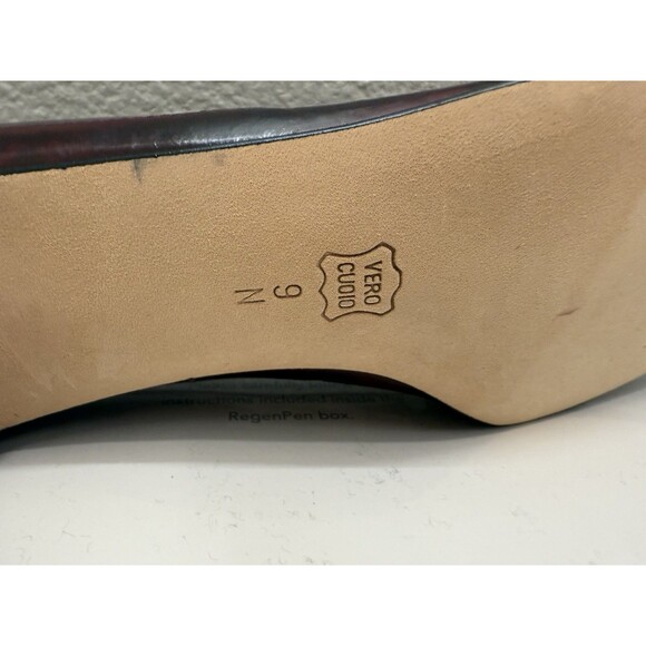 Vaneli Heels Size 9 N Red Leather Pumps Buckle Fall Winter Formal - Picture 8 of 10